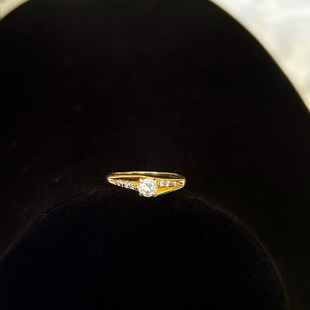 14k Solid Yellow Gold Engagement Ring